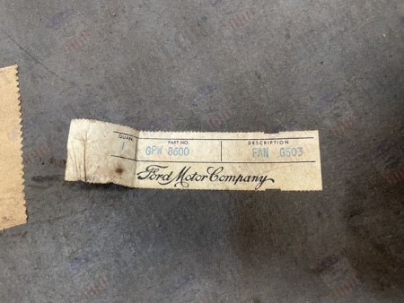 VENTILATEUR DE RADIATEUR FORD NOS NET