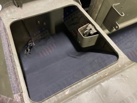 TAPIS DE SOL CAOUTCHOUC AV/ARR JEEP (JEU DE 7) NET