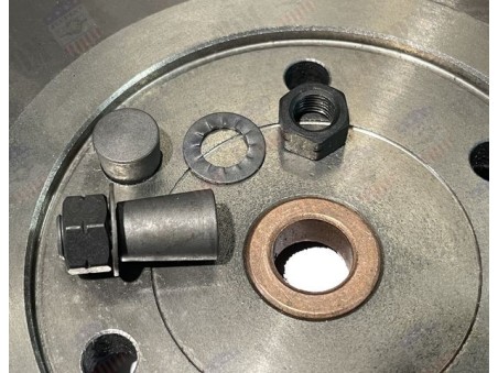 FLYWHEEL W/RING GEAR CONICAL JEEP MB