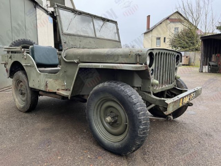 JEEP WILLYS MB 1944 A RESTAURER