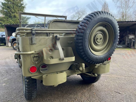 JEEP HOTCHKISS M201 12 VOLTS