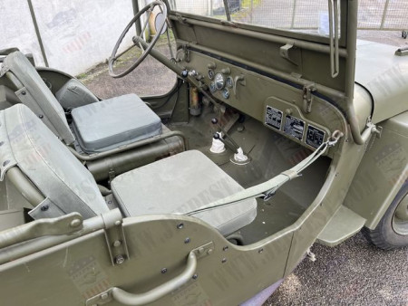 JEEP HOTCHKISS M201 "LOOK US"