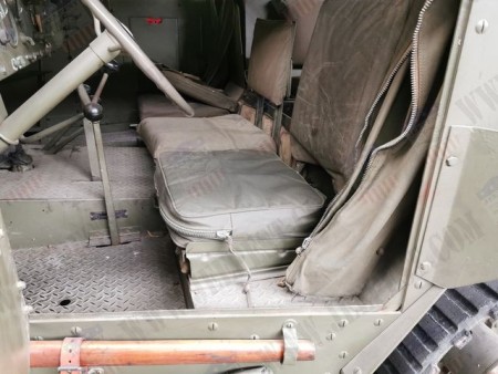 COUSSIN SIEGE HALF TRACK OU DIVERS REPRODUCTION